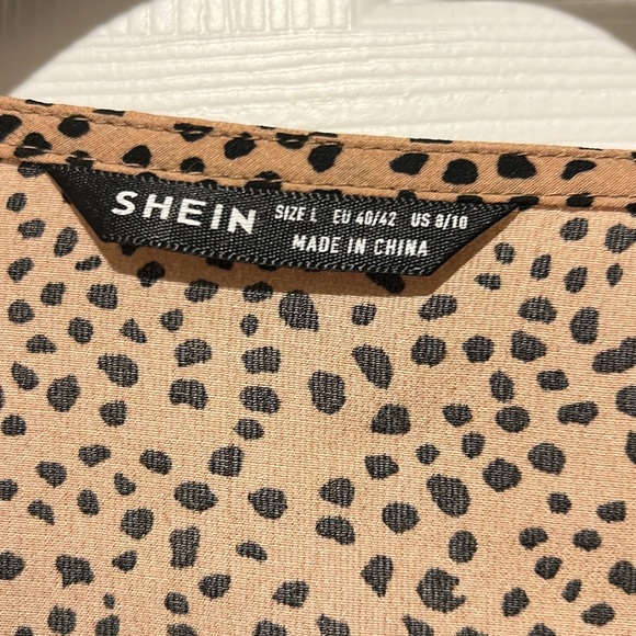 SHEIN | Leopard Button Down 🐆 - Picture 2 of 4